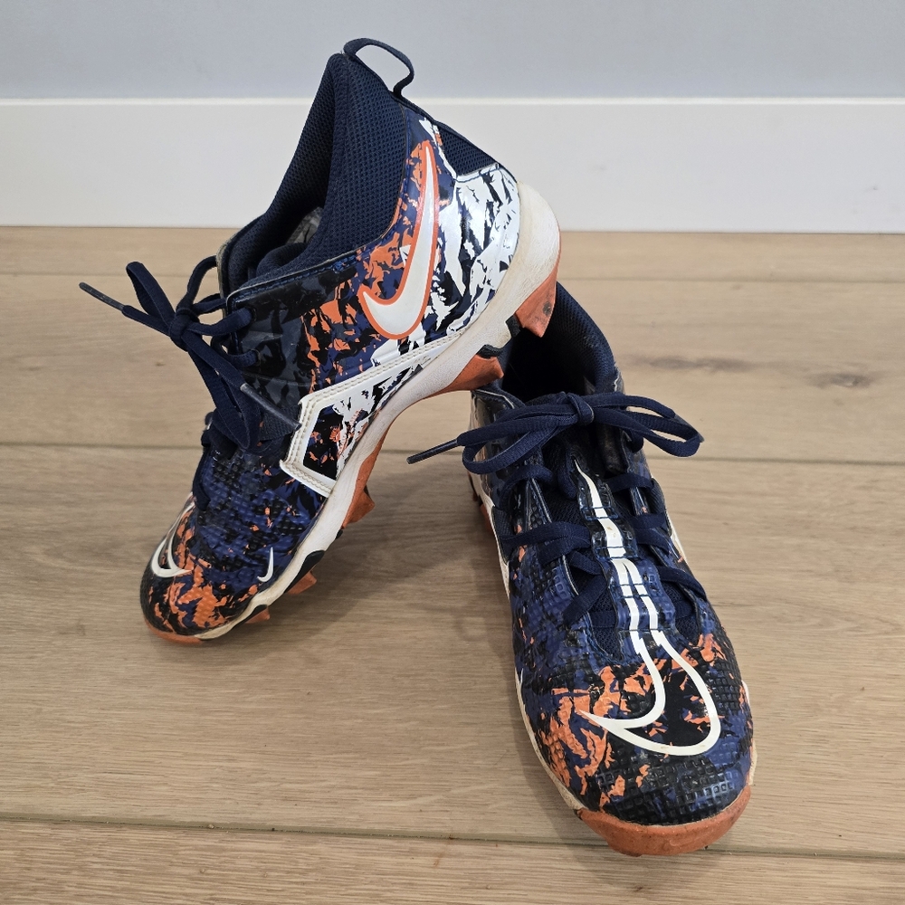 Nike ALPHA Denver Broncos Colors Cleats Size 5 Y Kids Athletic Sports Shoes